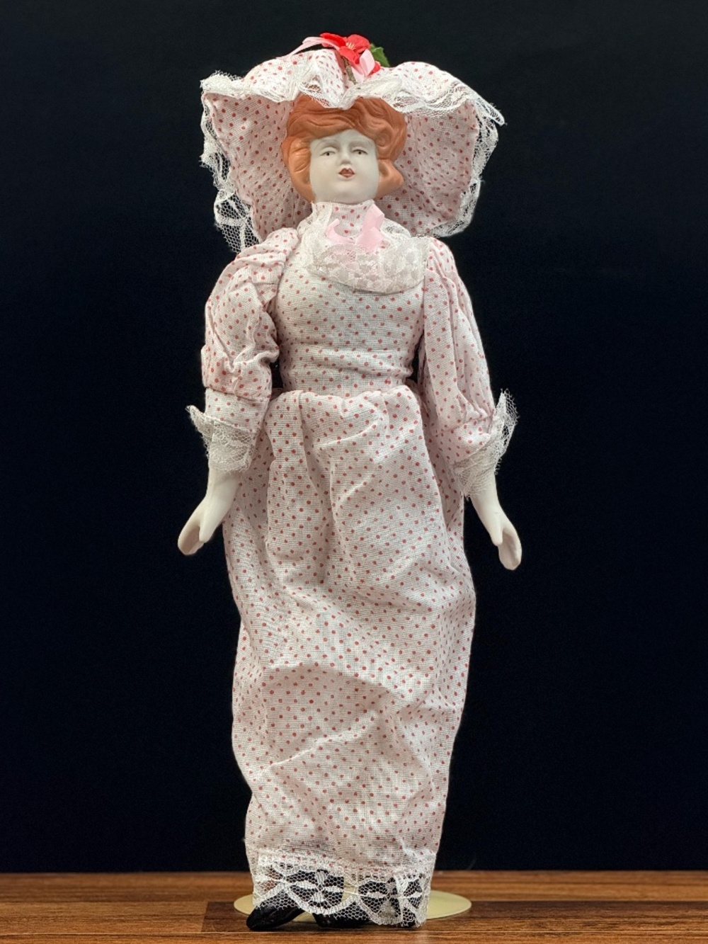 THE GIBSON GIRL Porcelain Doll